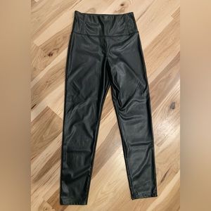 RUE 21 women L/XL Faux Leather Pant Ships In 24h